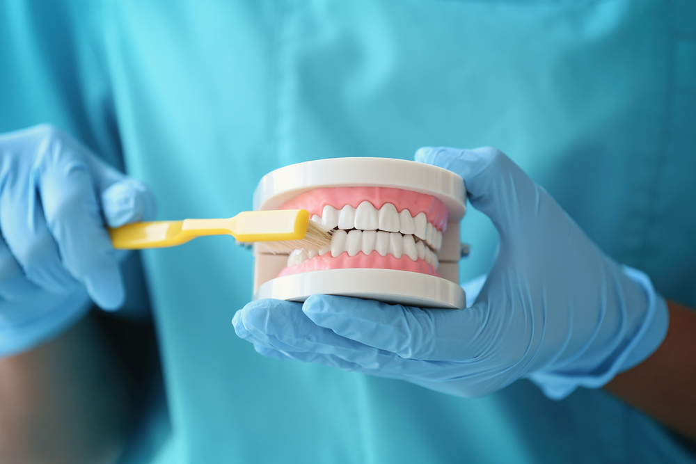 Całościowe leczenie dentystyczne – odkryj trasę do zdrowej i uroczego uśmiechów.